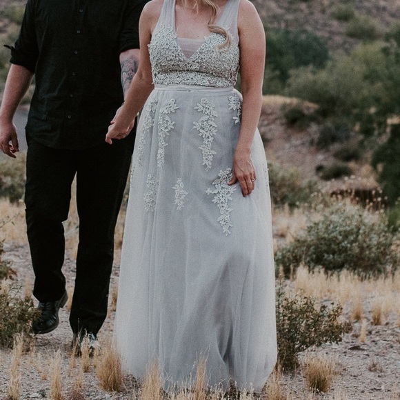 Formal Dress - Picture 1 of 3